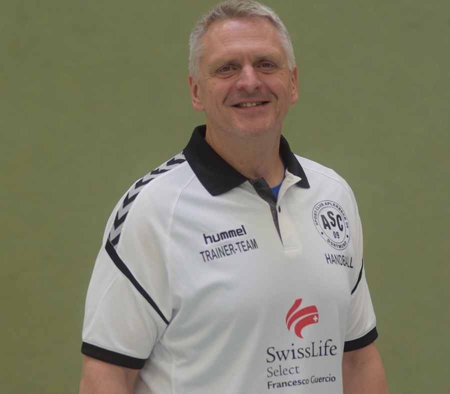 Co-Trainer Michael Dalbert