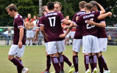 Traumstart für unsere Fußballer: Zwei Dreier in Auswärtsduellen