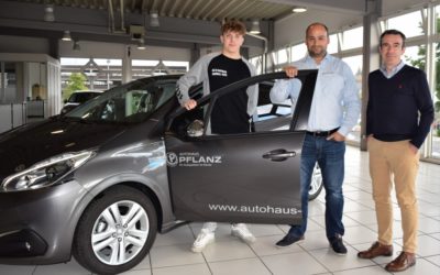 Autohaus Pflanz macht den ASC 09-Handball-Bufdi mobil!