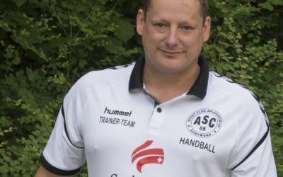 Dirk Niedergriese wird neuer Cheftrainer der Handball-Damen