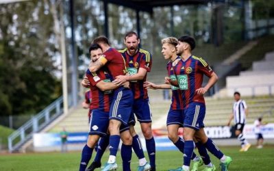 Fußballer feiern phänomenales Neun-Punkte-Wochenende!