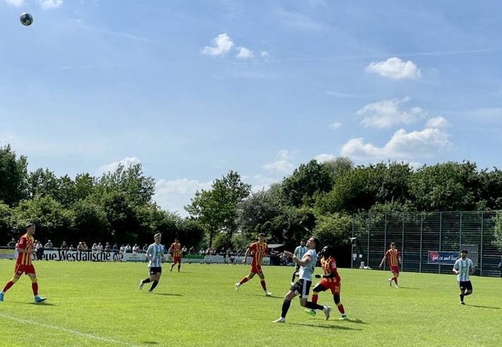 Oberliga-Fußballer kassieren acht Treffer – U23 erzielt acht Tore und sichert Klassenerhalt