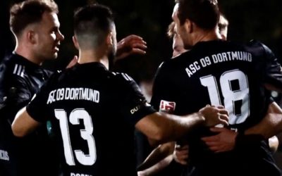 Freitag, Flutlicht, Feierlaune: ASC 09 springt mit 2:1 gegen Sprockhövel auf Rang sieben
